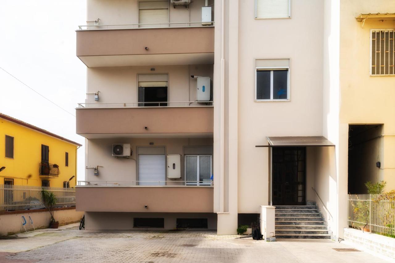 B&B Porta Roma Capua Eksteriør billede
